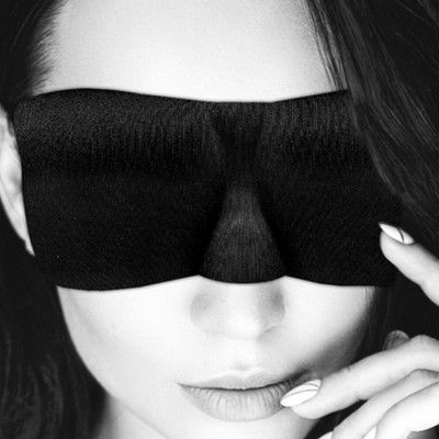 Satin Curvy Eye Mask